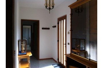 Italia Privát Monfalcone, Exterior